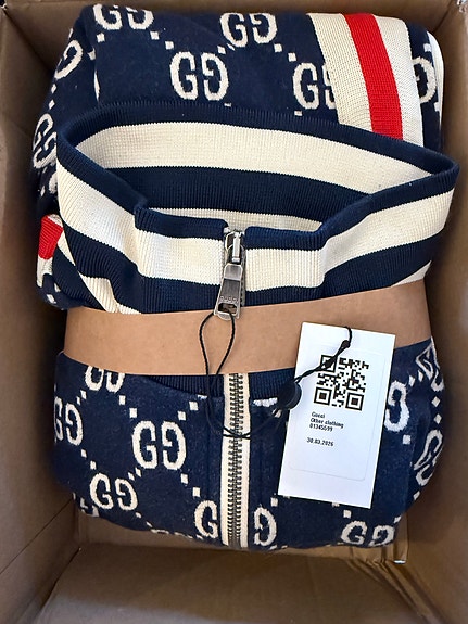 Product image 17 of 17