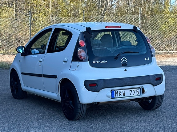 Citroen C1 4 of 5
