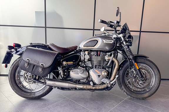Triumph Speedmaster Gold Line *Dr. Jekyll & Mr. Hyde!*