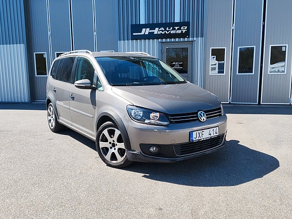 Volkswagen CrossTouran 2 of 5