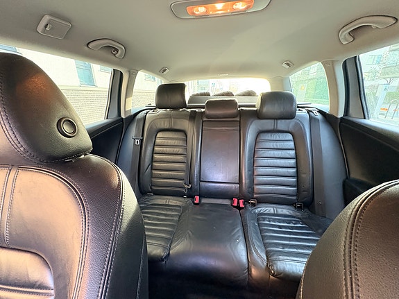 Volkswagen Passat 5 of 5