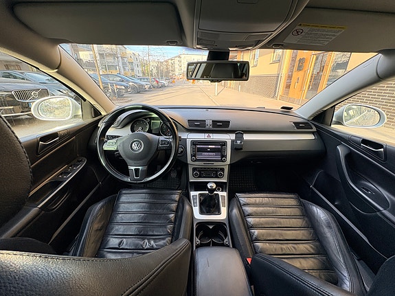 Volkswagen Passat 4 of 5