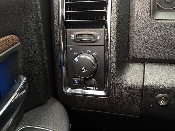 Dodge RAM 1500 18 of 30