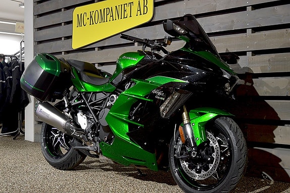 Kawasaki Ninja H2 SX SE Performance Tourer 2 of 5
