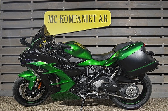 Kawasaki Ninja H2 SX SE Performance Tourer 4 of 5