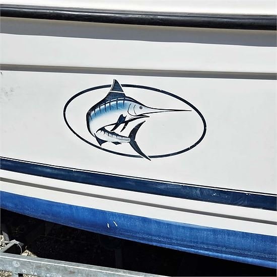 Bayliner Trophy 2052 Suzuki DF-175 Motor 18 of 30