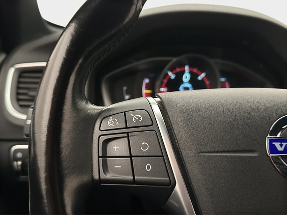 Volvo V60 15 of 30