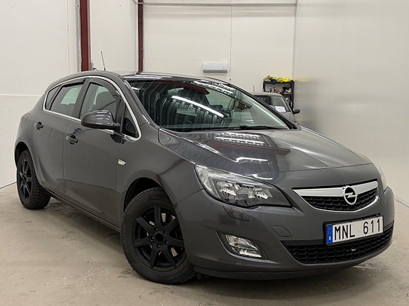 Opel Astra 3 of 5