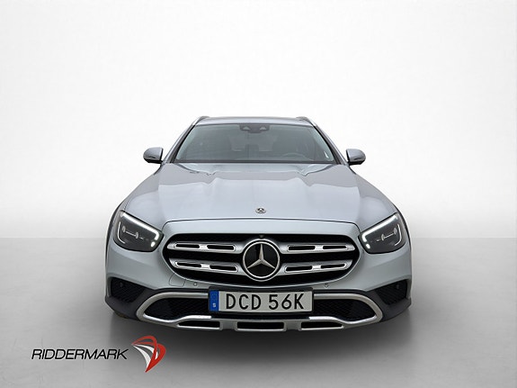 Mercedes-Benz E220 d 3 of 5