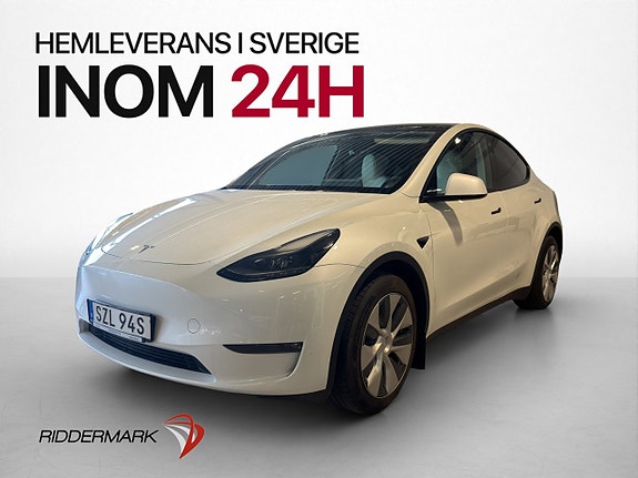Tesla Model Y 4 of 5
