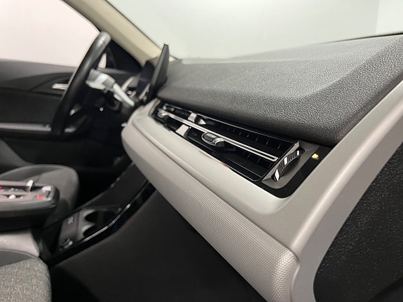 BMW X1 20 of 25