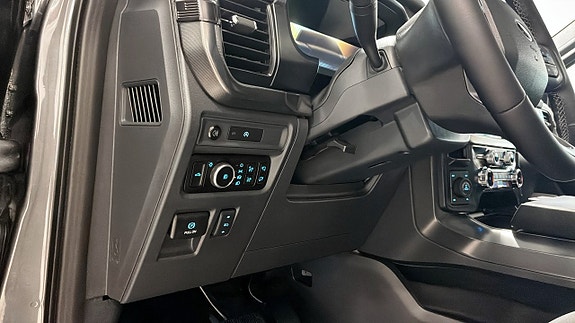 Ford F-150 16 of 25