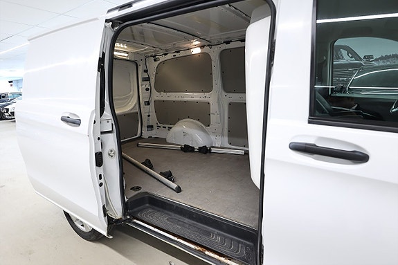 Mercedes-Benz Vito 119 9 of 17