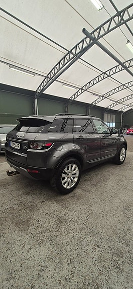 Land Rover Range Rover Evoque 4 of 5