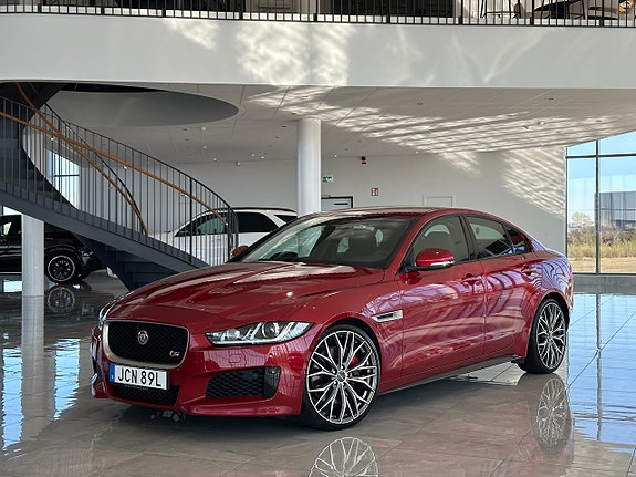 Jaguar XE