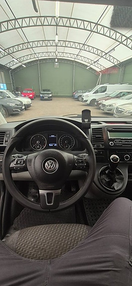 Volkswagen Transporter 6 of 10