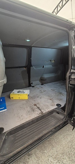 Volkswagen Transporter 9 of 10