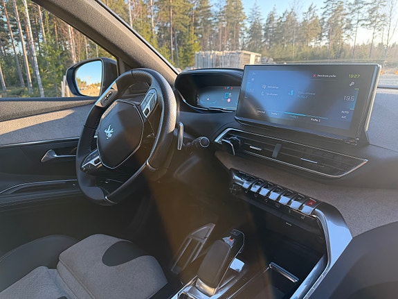 Peugeot 3008 12 of 20