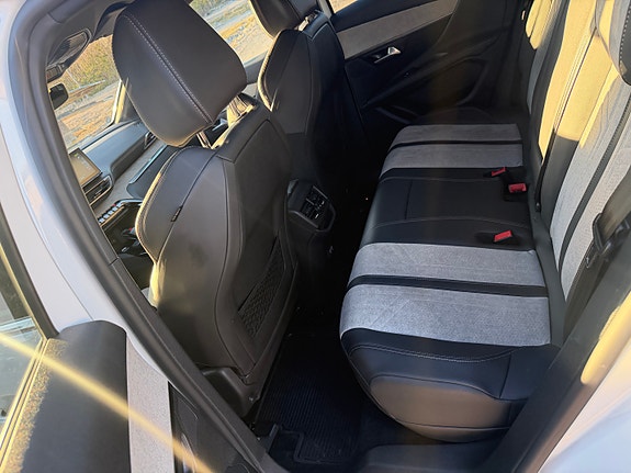Peugeot 3008 10 of 20