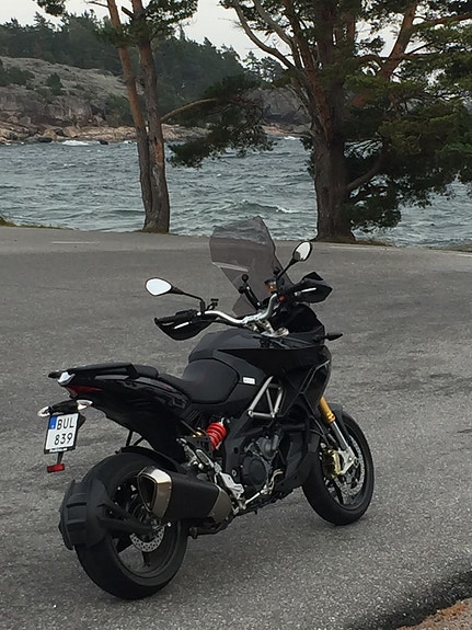Aprilia Caponord 1200 2 of 5