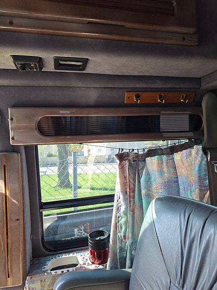 Chevrolet Astro 14 of 21