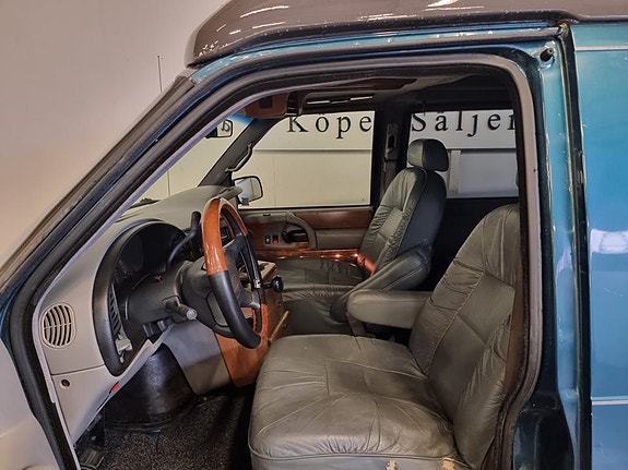 Chevrolet Astro 8 of 21