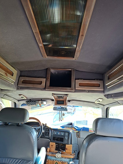Chevrolet Astro 16 of 21