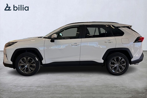 Toyota RAV4 3 of 5
