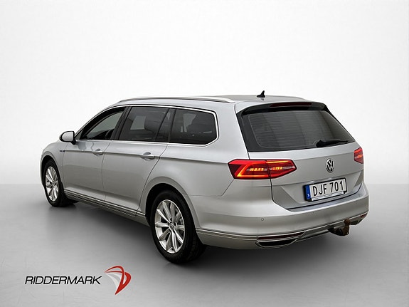 Volkswagen Passat 6 of 30