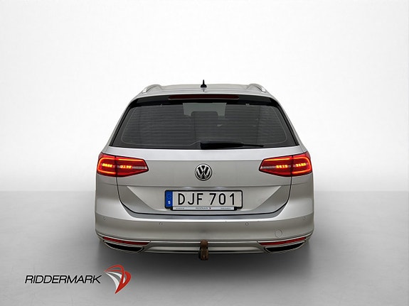 Volkswagen Passat 7 of 30