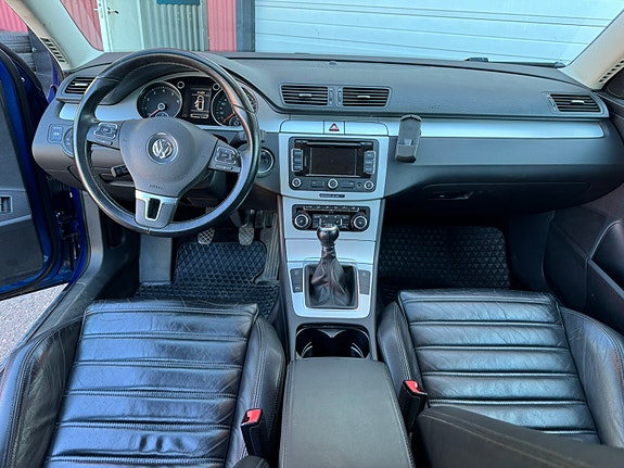 Volkswagen Passat 6 of 6