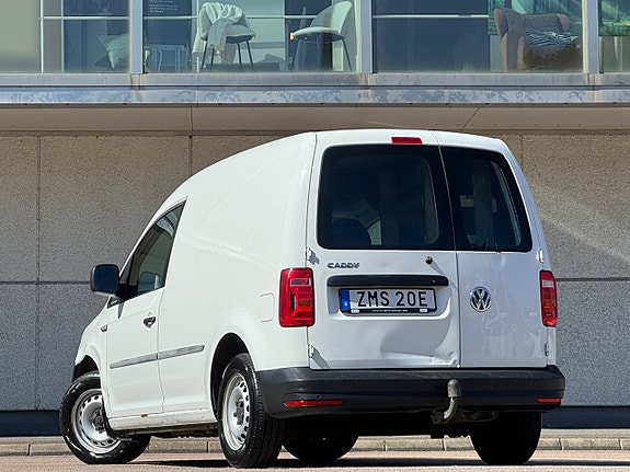 Volkswagen Caddy 2 of 5