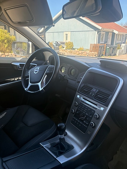 Volvo XC60 5 of 5
