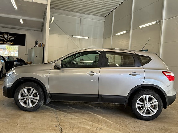 Nissan Qashqai 2 of 5