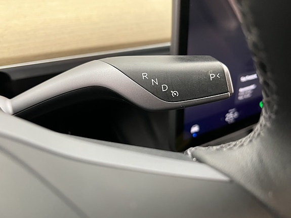 Tesla Model Y 30 of 30