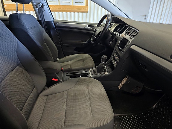 Volkswagen Golf I 18 of 24