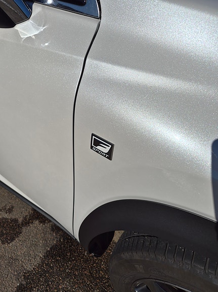 Lexus NX300h 7 of 12
