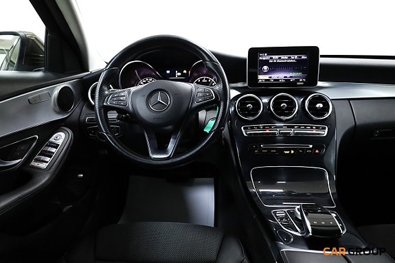 Mercedes-Benz C180 10 of 19