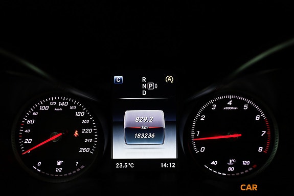 Mercedes-Benz C180 16 of 19