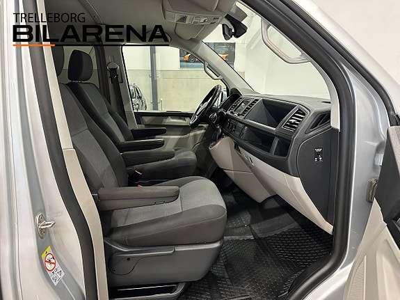 Volkswagen Transporter 14 of 26