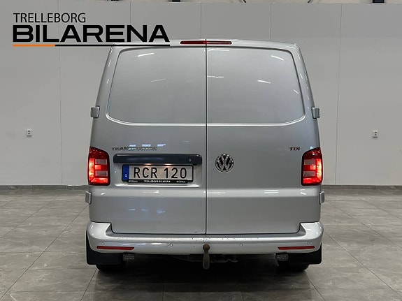 Volkswagen Transporter 8 of 26