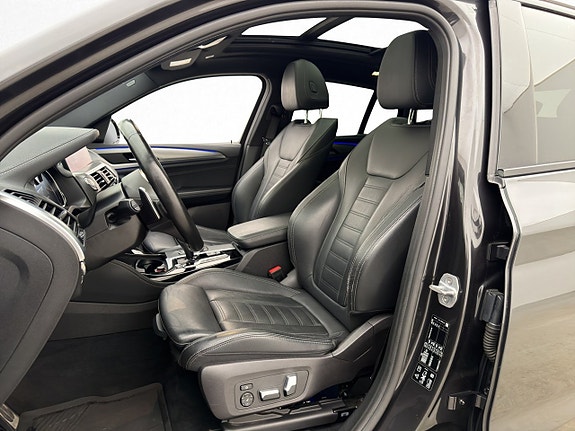BMW X4 13 of 30