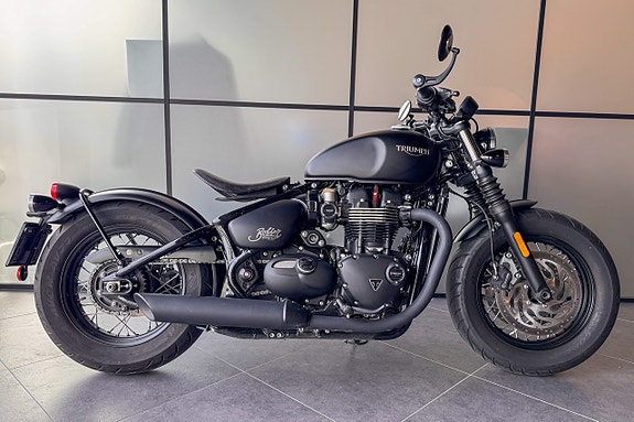 Triumph Bobber Black