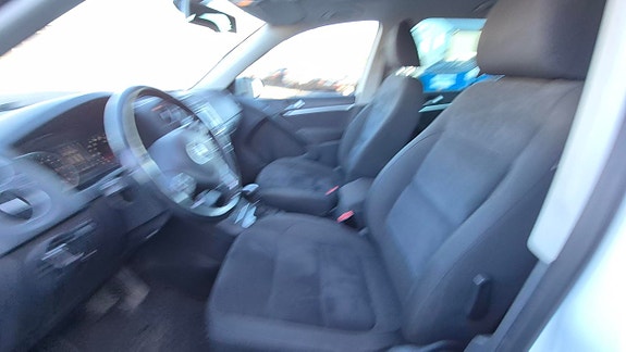 Volkswagen Tiguan 7 of 11