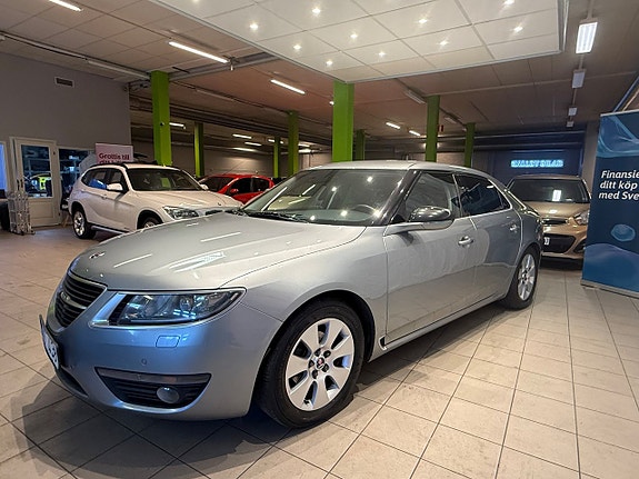 Saab 9-5 3 of 5