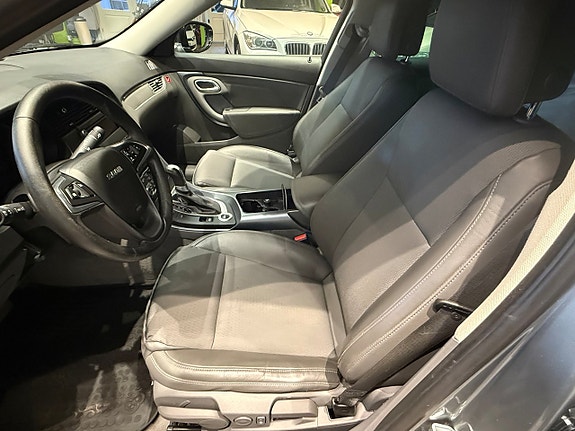 Saab 9-5 8 of 12