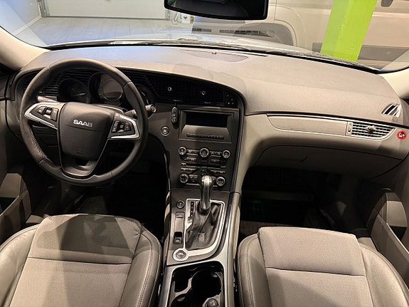 Saab 9-5 12 of 12
