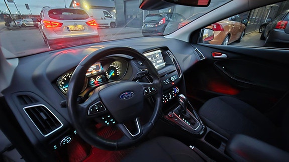 Ford Focus 8 of 9