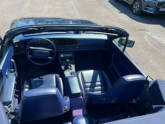 Porsche 944 3 of 5