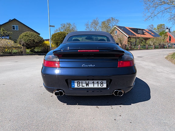 Porsche 911 Turbo 6 of 6